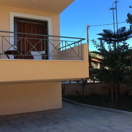 Achladi Beach 3* Achladi