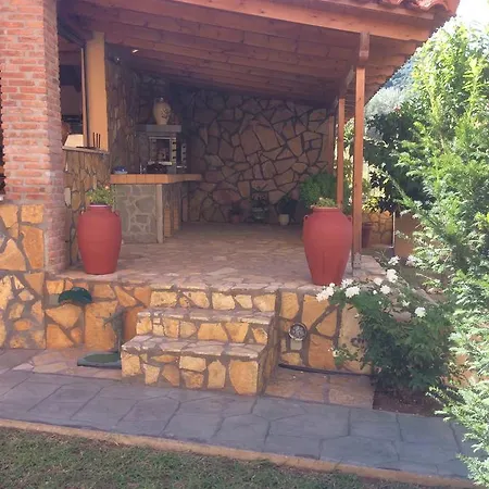 Hotel apartamentowy Achladi Beach Achladi