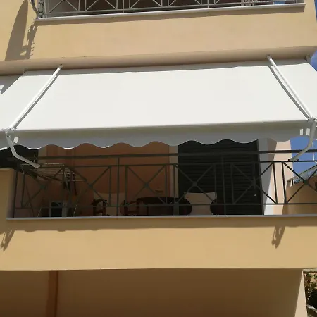 Hotel apartamentowy Achladi Beach 3*