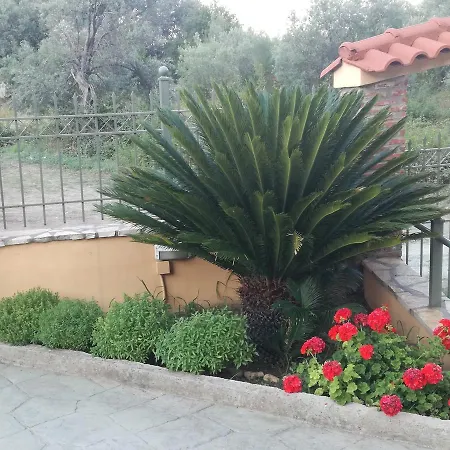 Achladi Beach 3*
