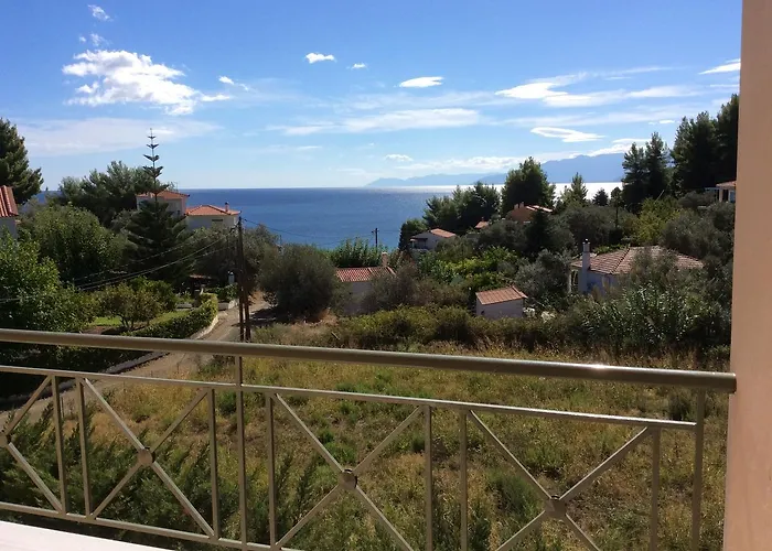 Aparthotel Achladi Beach