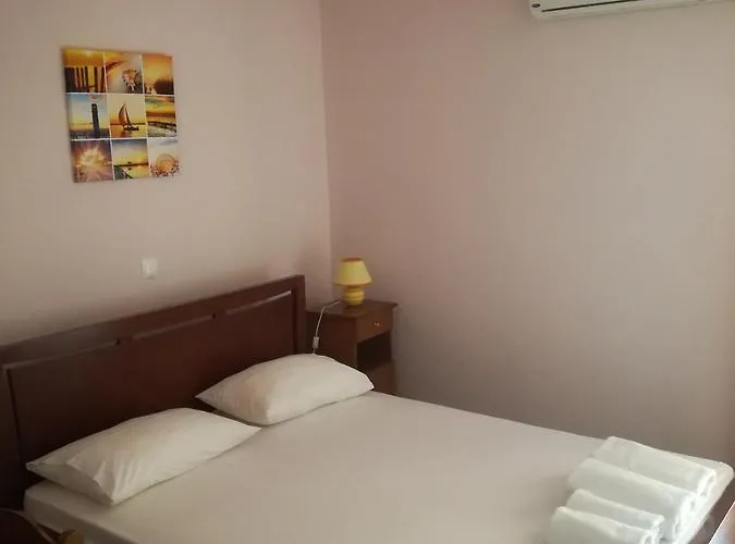 Achladi Beach 3* Achladi